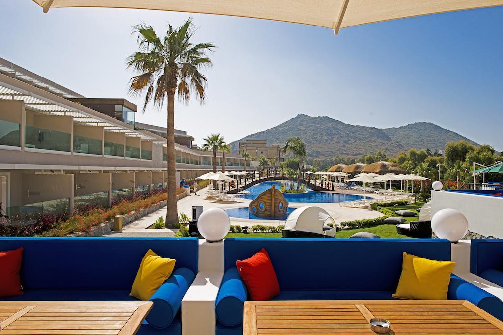 Sentido Bellazure Hotel Turgutreis Exterior foto